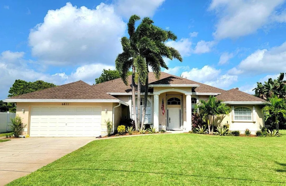 Unit for sale at 6811 Bayshore Dr Drive, Lake Worth, FL 33462