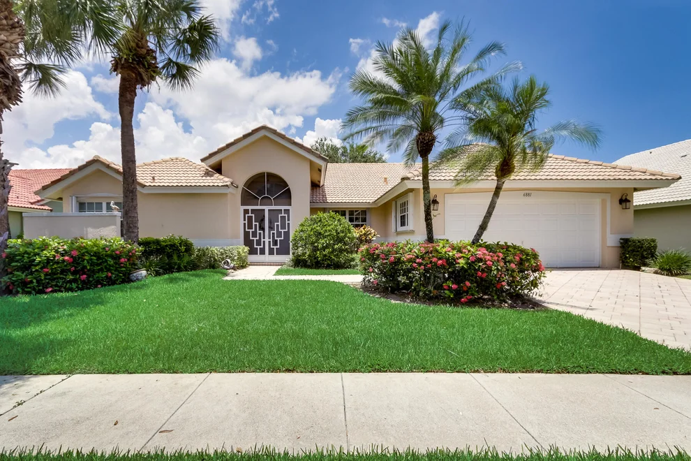 Unit for sale at 6881 Sun River Road, Boynton Beach, FL 33437