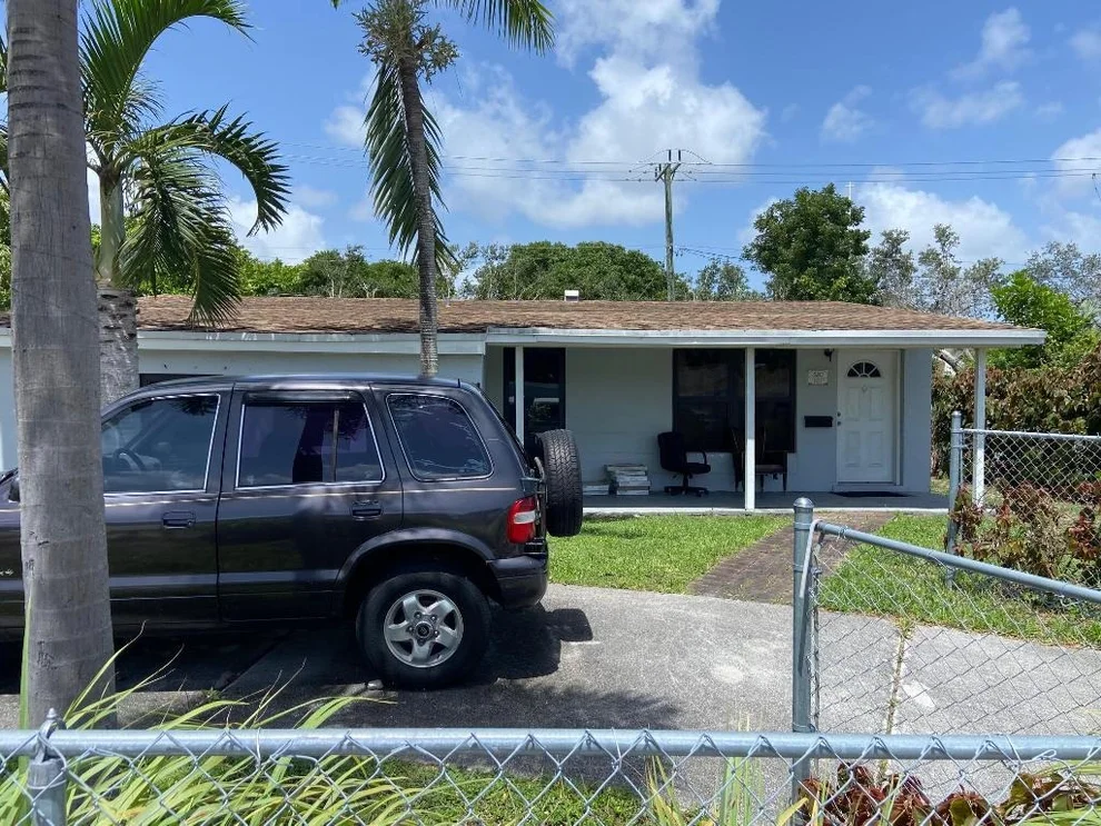 Unit for sale at 520 SW 15th Terrace, Delray Beach, FL 33444