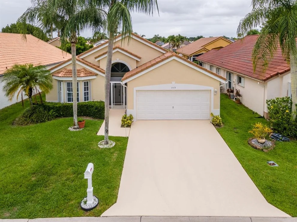 Unit for sale at 7579 Stirling Bridge Boulevard N, Delray Beach, FL 33446