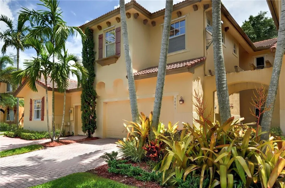 Unit for sale at 5801 NW 119th Terrace, Coral Springs, FL 33076