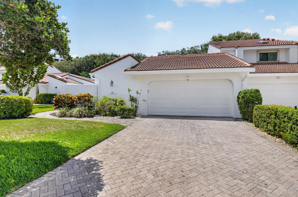 Unit for sale at 7374 Woodmont Court, Boca Raton, FL 33434