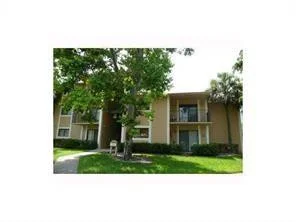 Unit for sale at 450 W Palm Circle, Pembroke Pines, FL 33025