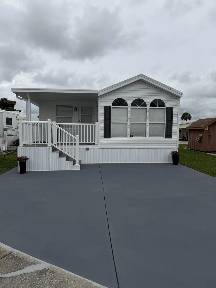 Unit for sale at 5355 SE 65th Terrace, Okeechobee, FL 34974
