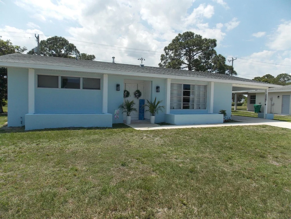 Unit for sale at 114 NW Airoso Boulevard, Port St Lucie, FL 34983