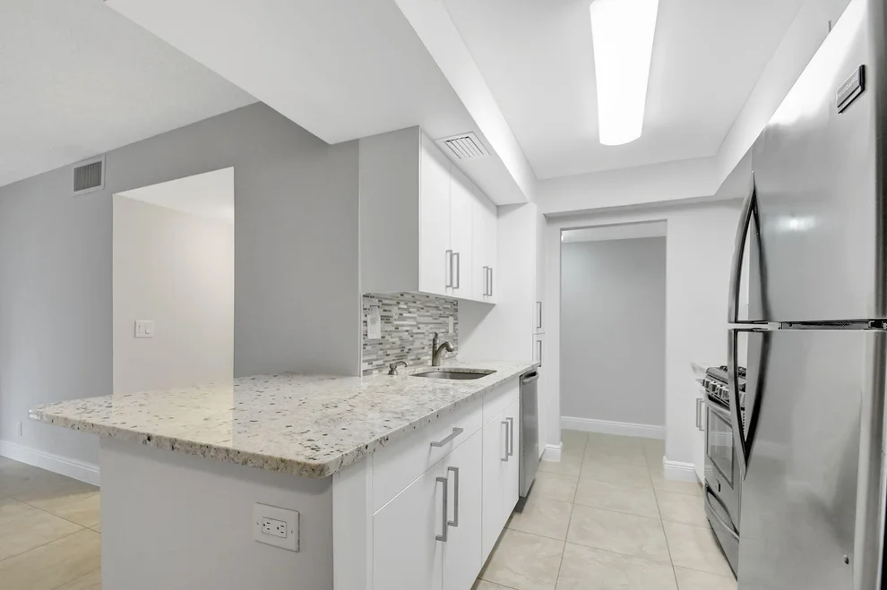 Unit for sale at 1527 S Flagler Drive, West Palm Beach, FL 33401