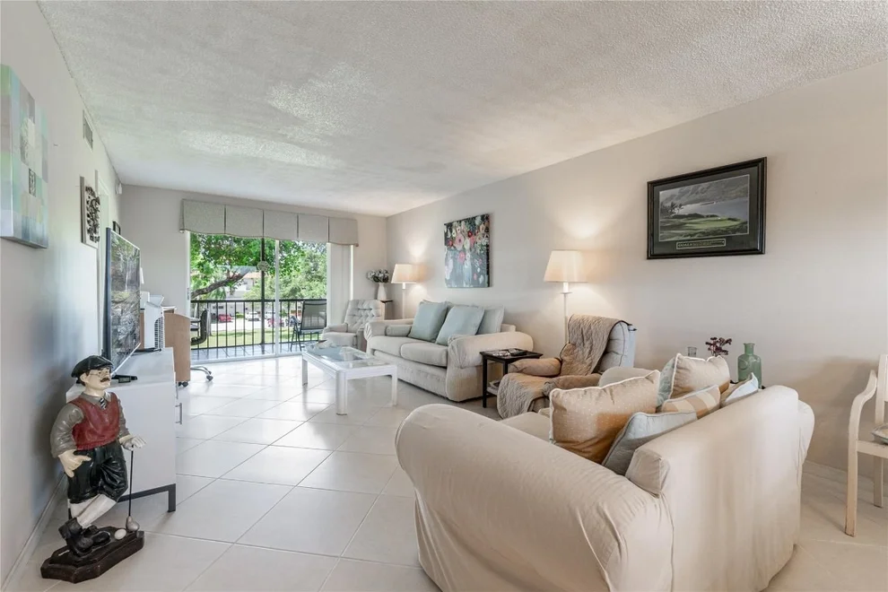 Unit for sale at 671 S Hollybrook Drive, Pembroke Pines, FL 33025