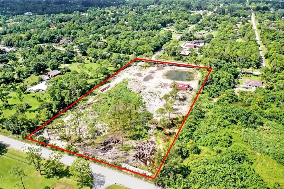 Unit for sale at 3130 N 162nd Drive N, Loxahatchee Groves, FL 33470