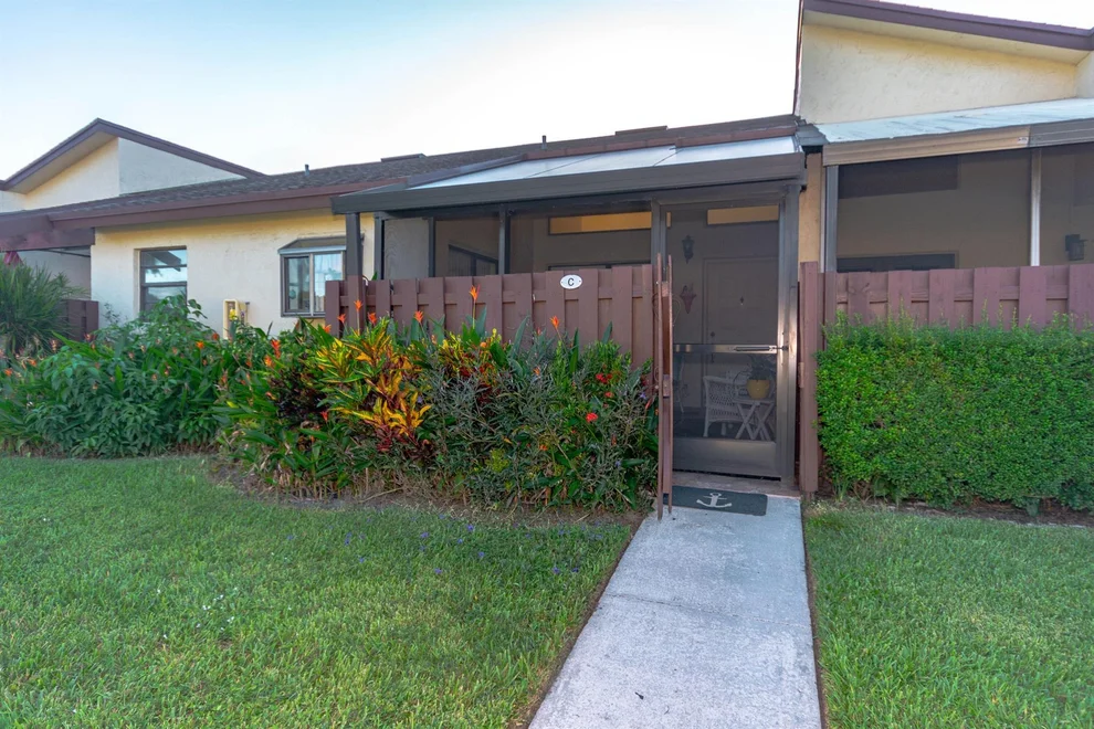 Unit for sale at 13947 Nesting Way, Delray Beach, FL 33484