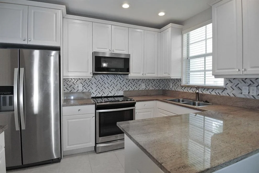 Unit for sale at 11794 Valencia Gardens Avenue, Palm Beach Gardens, FL 33410