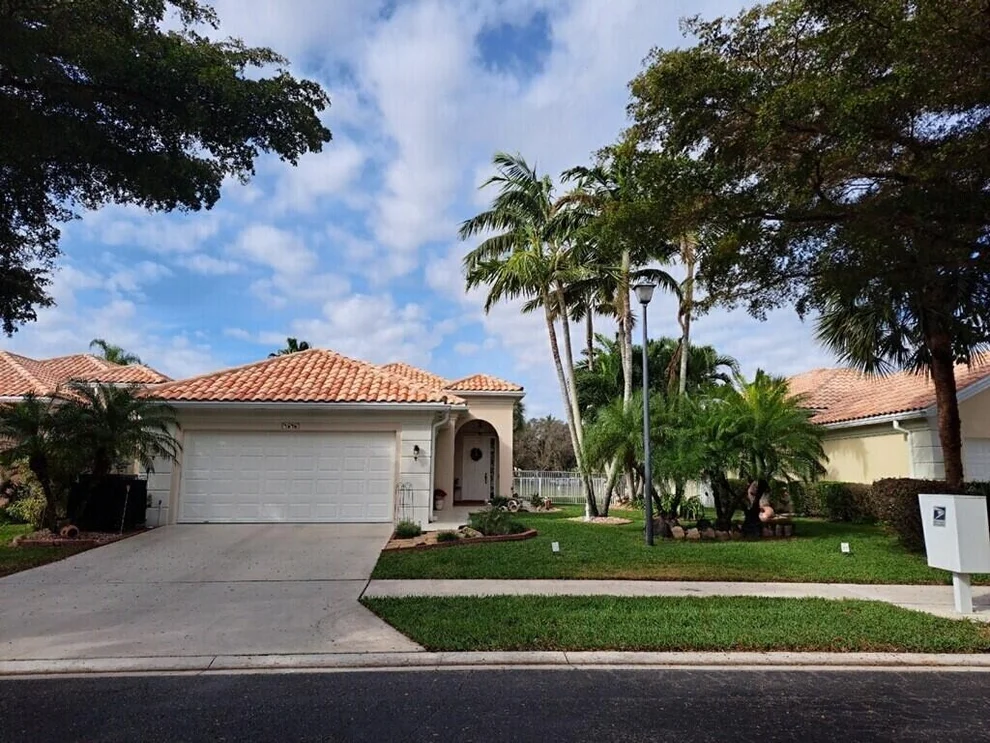 Unit for sale at 4646 Hammock Circle, Delray Beach, FL 33445