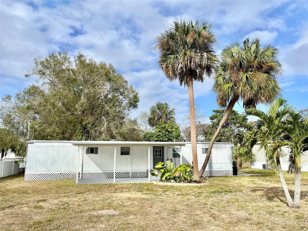 Unit for sale at 1036 Shady Lane, Moore Haven, FL 33471