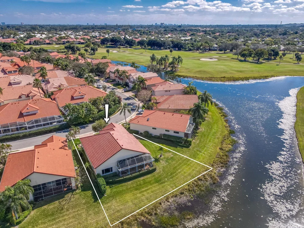 Unit for sale at 90 Monterey Pointe Drive, Palm Beach Gardens, FL 33418