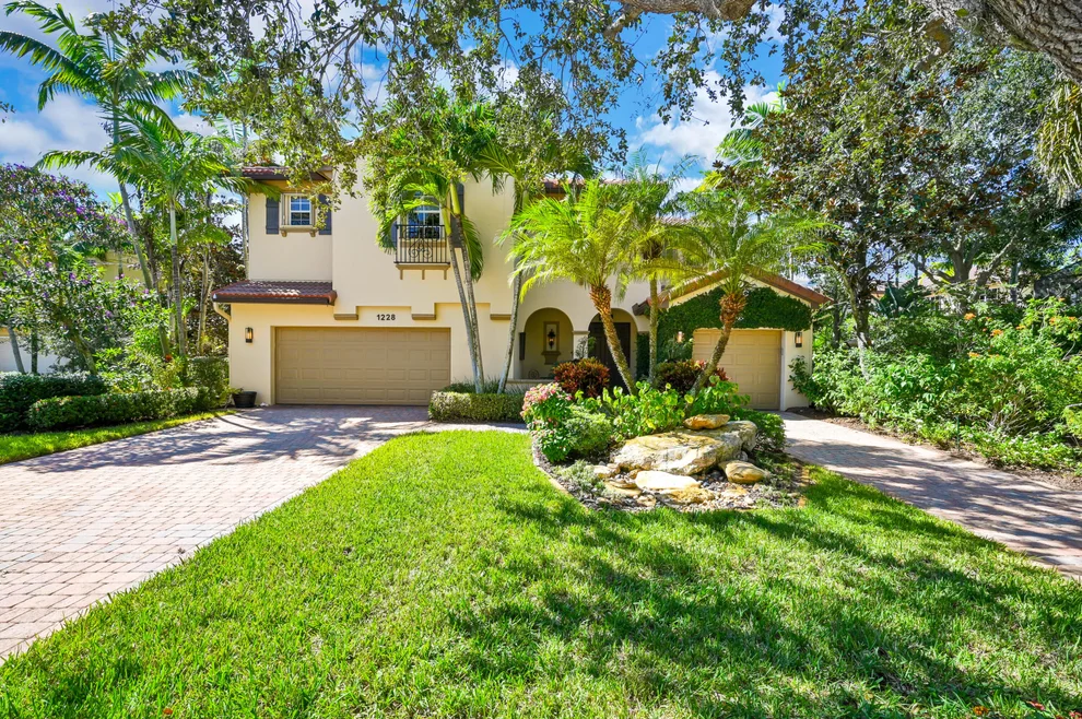 Unit for sale at 1228 Merlot Drive, Palm Beach Gardens, FL 33410