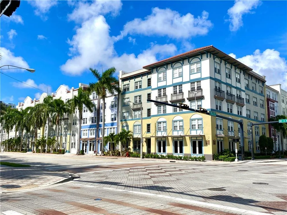 Unit for sale at 533 NE 3rd Avenue, Fort Lauderdale, FL 33301
