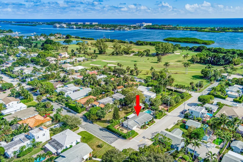 Unit for sale at 1202 N Palmway, Lake Worth Beach, FL 33460