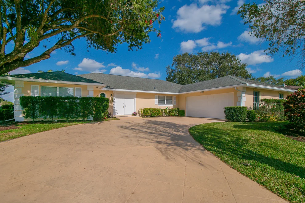 Unit for sale at 1558 The 12th Fairway, Wellington, FL 33414