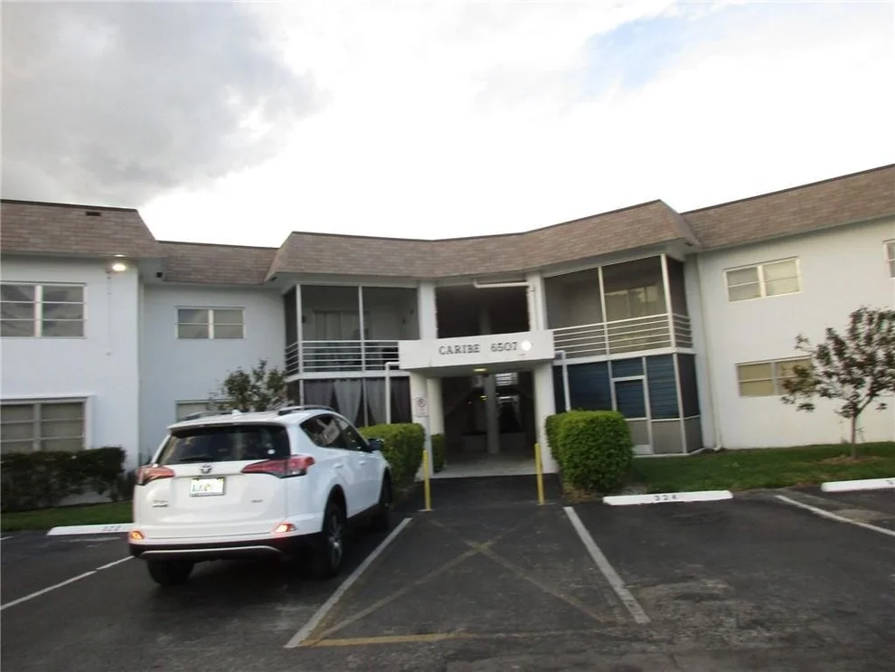 Unit for sale at 6507 Winfield Boulevard, Margate, FL 33063