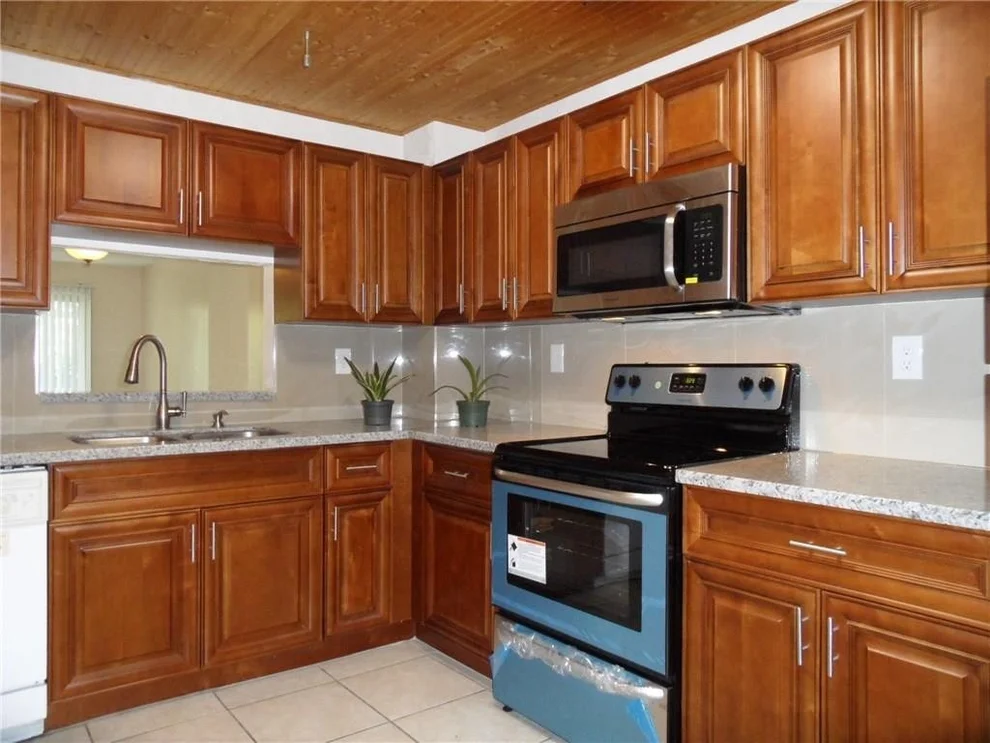 Unit for sale at 1100 NW 87th Avenue, Coral Springs, FL 33071