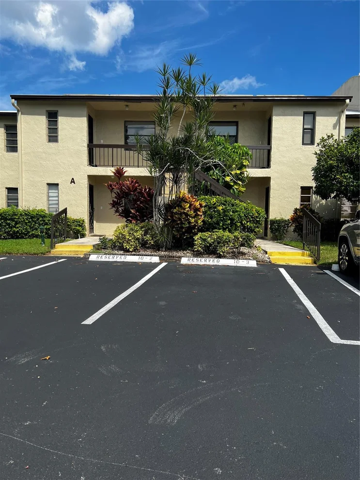 Unit for sale at 21213 Lago Circle, Boca Raton, FL 33433
