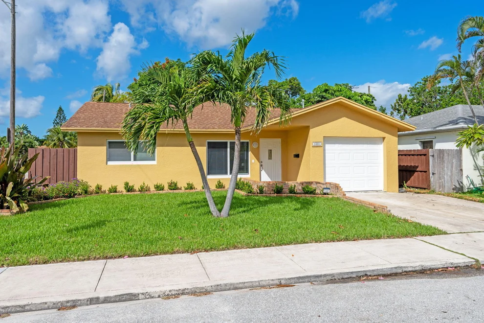 Unit for sale at 1301 N L Street, Lake Worth Beach, FL 33460