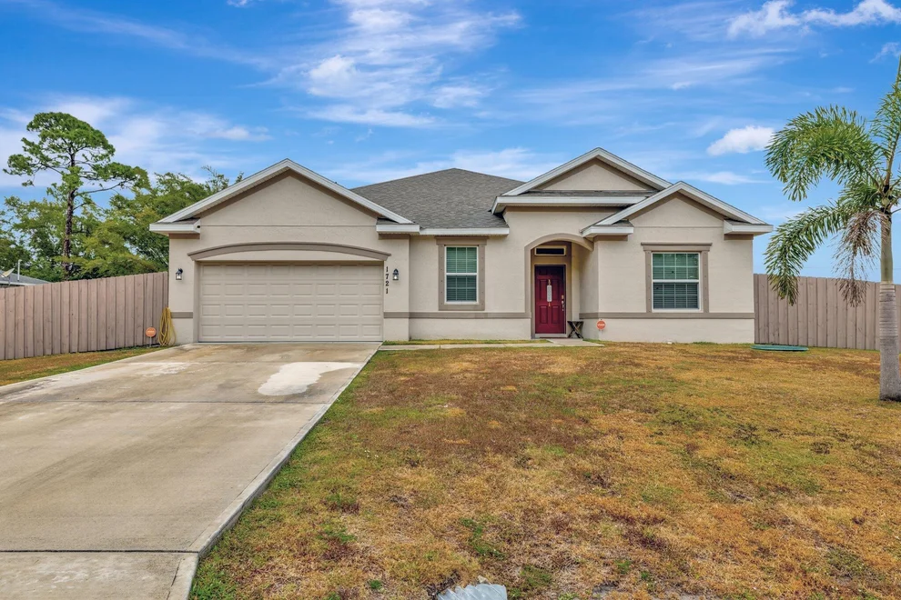 Unit for sale at 1721 SW Dove Lane, Port St Lucie, FL 34953
