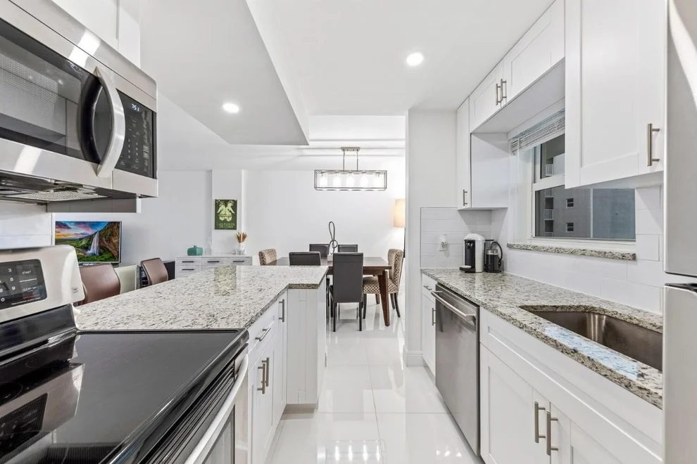 Unit for sale at 801 S Federal Highway, Pompano Beach, FL 33062