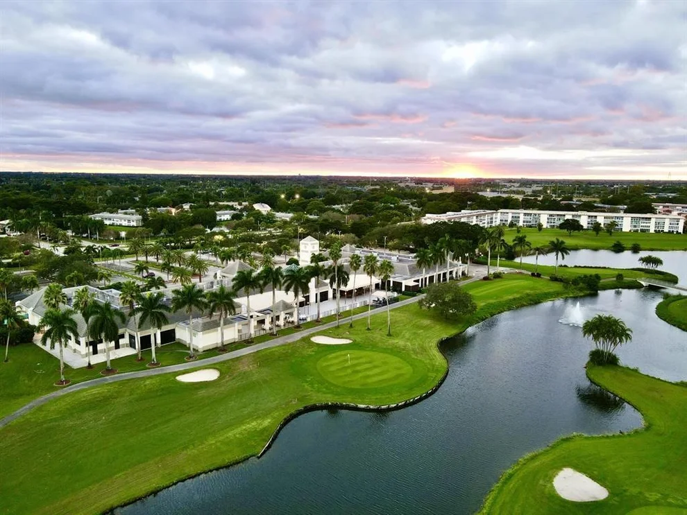 Unit for sale at 2901 Victoria Circle, Coconut Creek, FL 33066