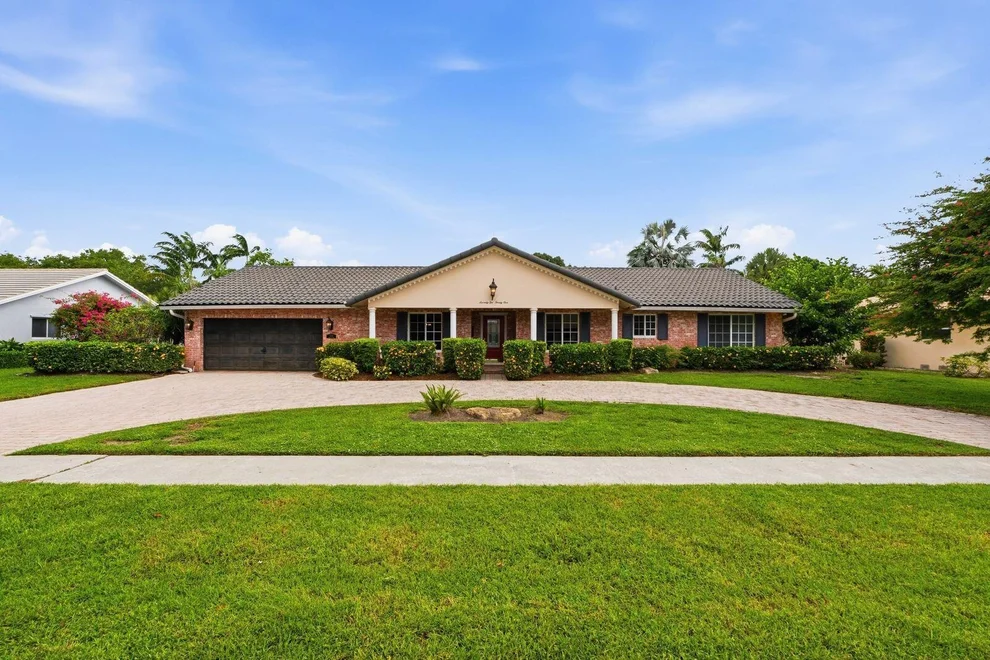 Unit for sale at 7221 SW 7th Street, Plantation, FL 33317