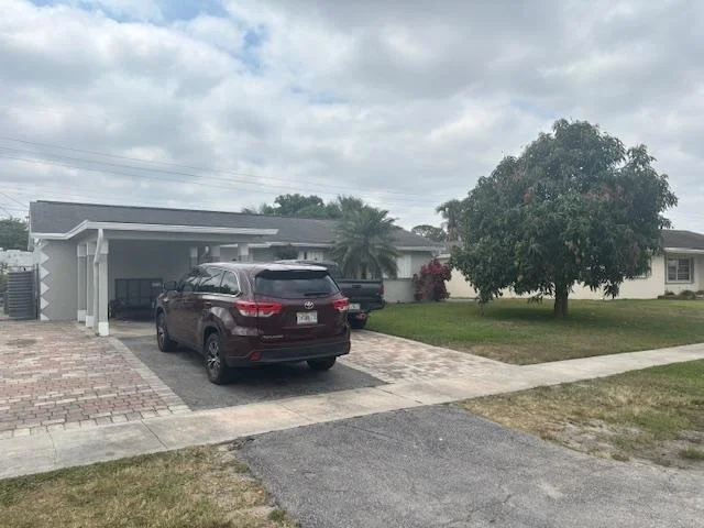 Unit for sale at 4896 Royal Court S, West Palm Beach, FL 33415