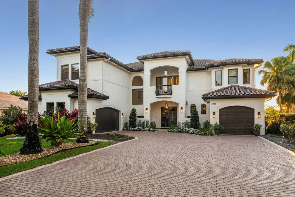 Unit for sale at 3747 Saratoga Lane, Davie, FL 33328