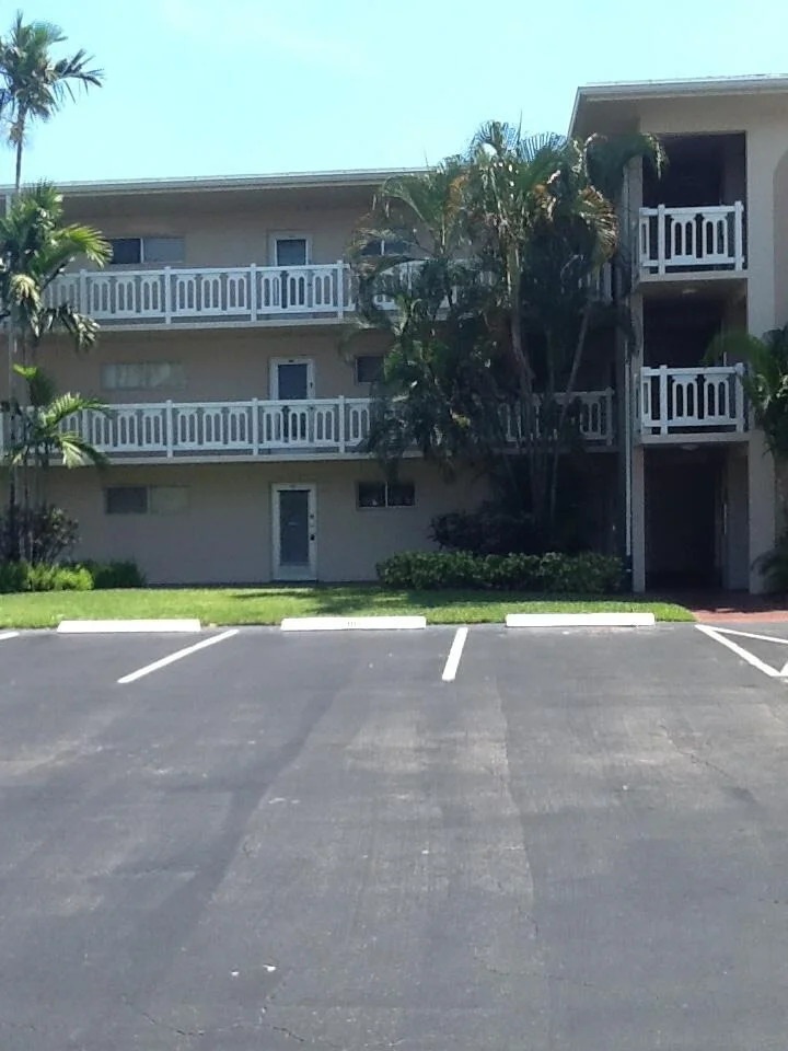 Unit for sale at 2724 S Garden Dr, Lake Worth, FL 33461