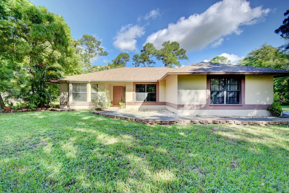 Unit for sale at 12935 56th Place N, The Acreage, FL 33411