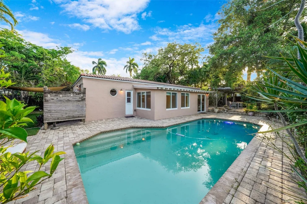 Unit for sale at 801 Bryan Place, Fort Lauderdale, FL 33312