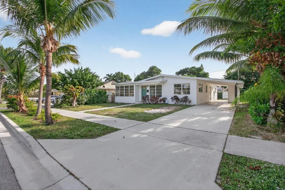 Unit for sale at 1421 14th Avenue N, Lake Worth Beach, FL 33460
