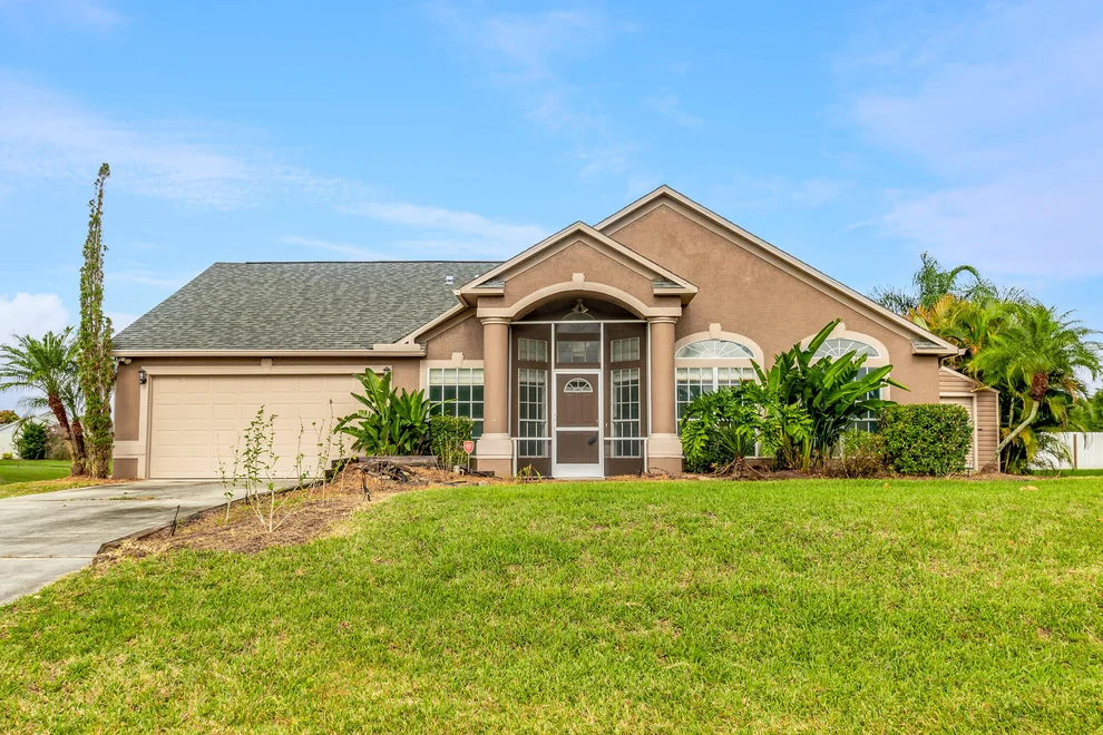 Unit for sale at 551 SW Columbus Drive, Port St Lucie, FL 34953