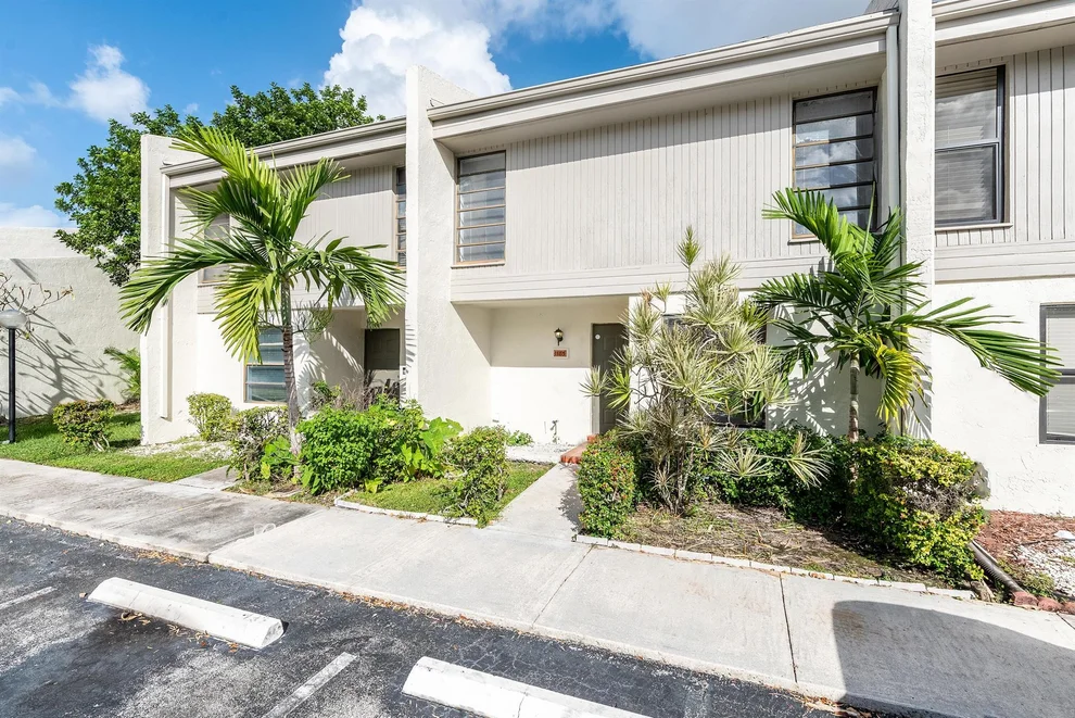 Unit for sale at 1185 NW 98th Terrace, Pembroke Pines, FL 33024