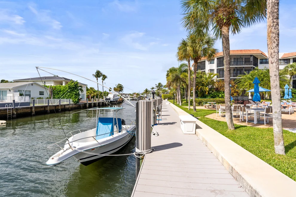 Unit for sale at 800 Jeffery Street, Boca Raton, FL 33487