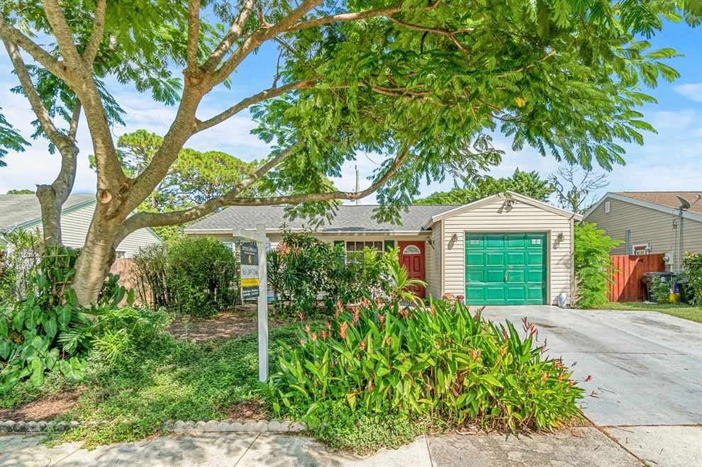 Unit for sale at 5038 Canal Circle E, Lake Worth, FL 33467
