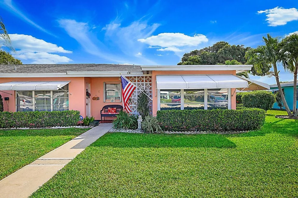 Unit for sale at 340 Main Boulevard, Boynton Beach, FL 33435