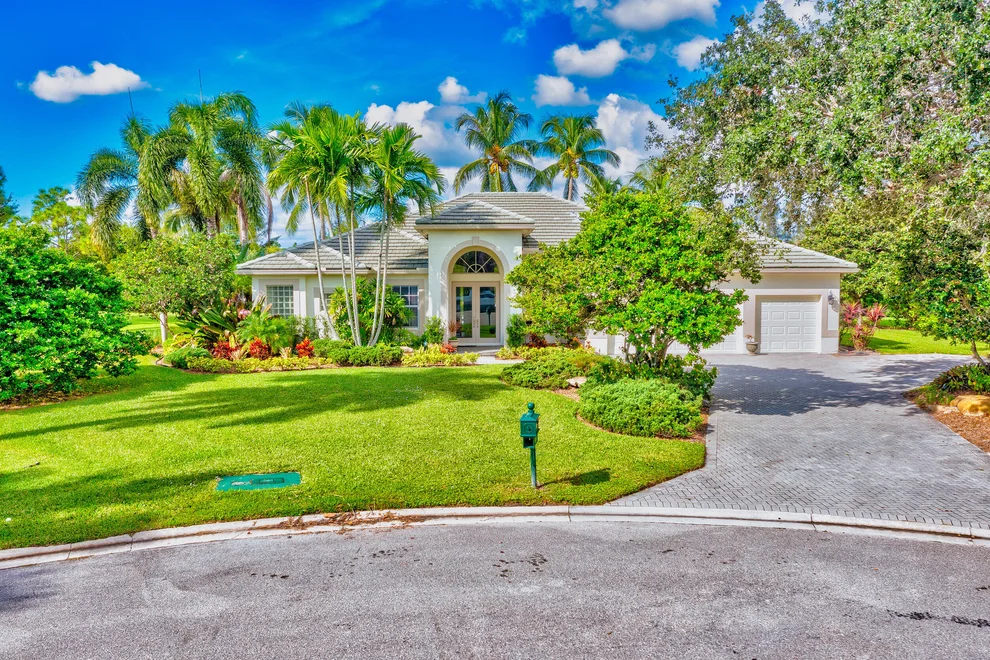Unit for sale at 11894 Dunbar Court, Palm Beach Gardens, FL 33412