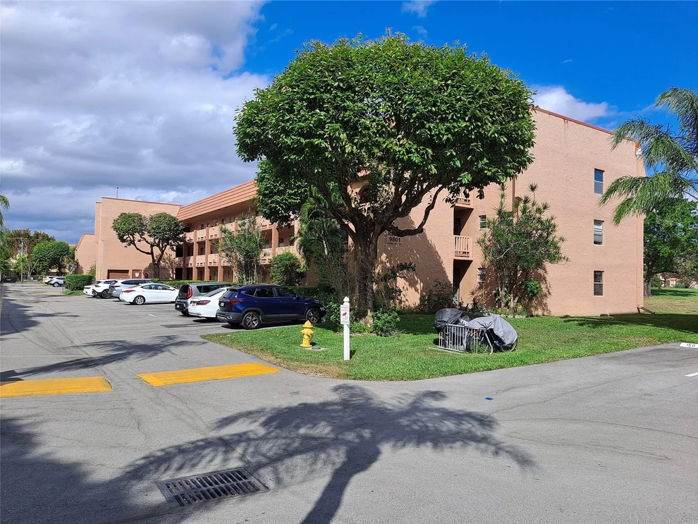 Unit for sale at 9621 Sunrise Lakes Boulevard, Sunrise, FL 33322