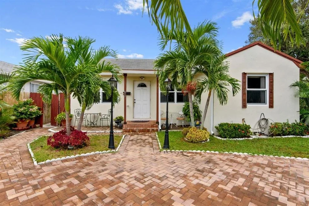 Unit for sale at 612 N C Street, Lake Worth Beach, FL 33460