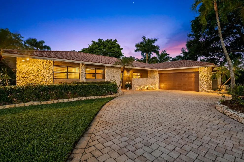 Unit for sale at 2051 NW 100th Way, Coral Springs, FL 33071