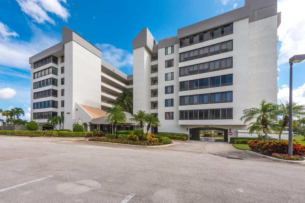 Unit for sale at 16032 Lomond Hills Trail, Delray Beach, FL 33446