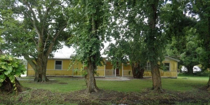 Unit for sale at 20 NW 115th Drive, Okeechobee, FL 34972