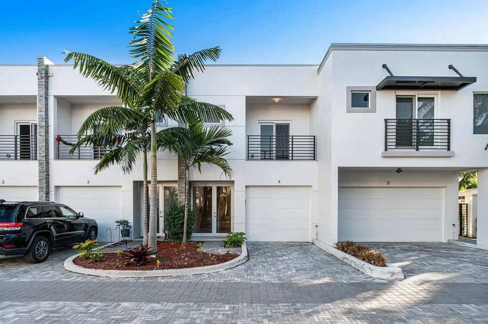 Unit for sale at 815 NE 17th Avenue, Fort Lauderdale, FL 33304