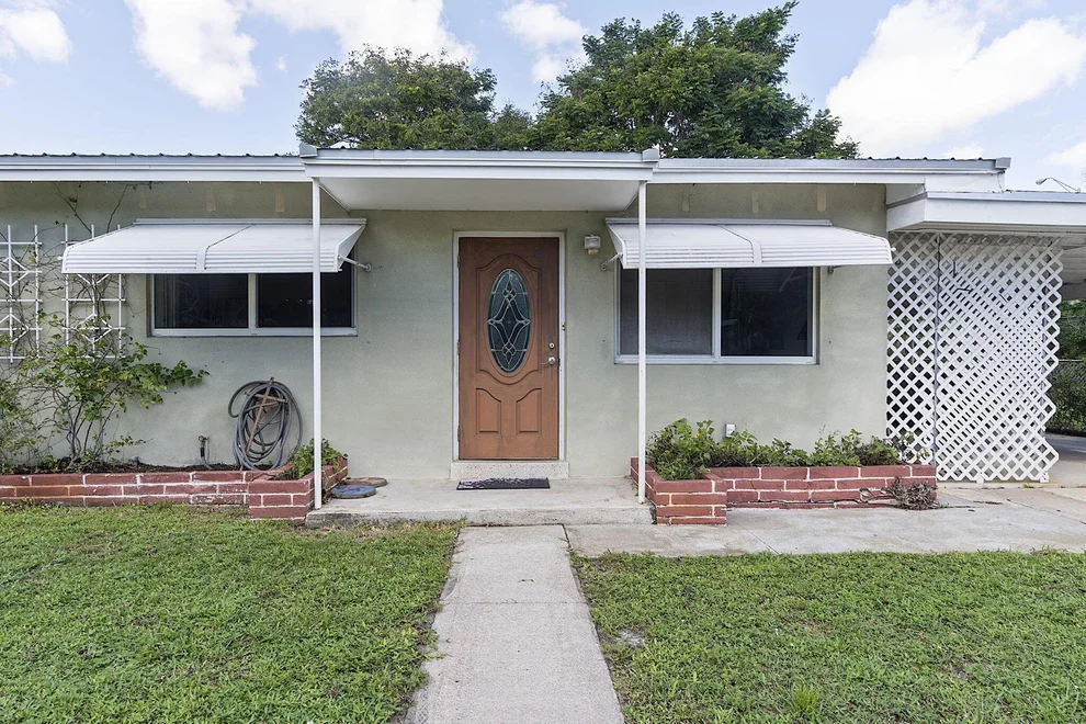 Unit for sale at 917 S Ridge Street, Lake Worth Beach, FL 33460