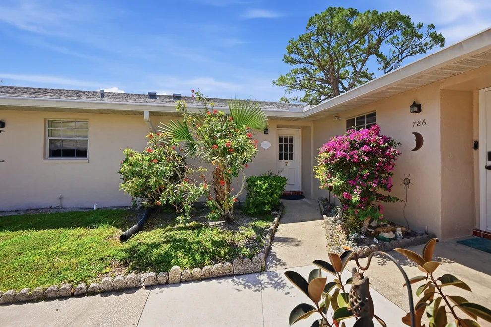 Unit for sale at 788 Nantucket Circle, Greenacres, FL 33467