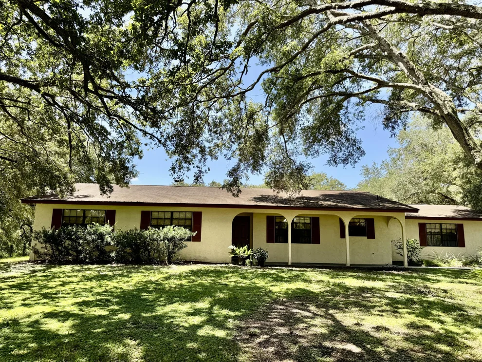 Unit for sale at 1350 NE 138th Street, Okeechobee, FL 34972